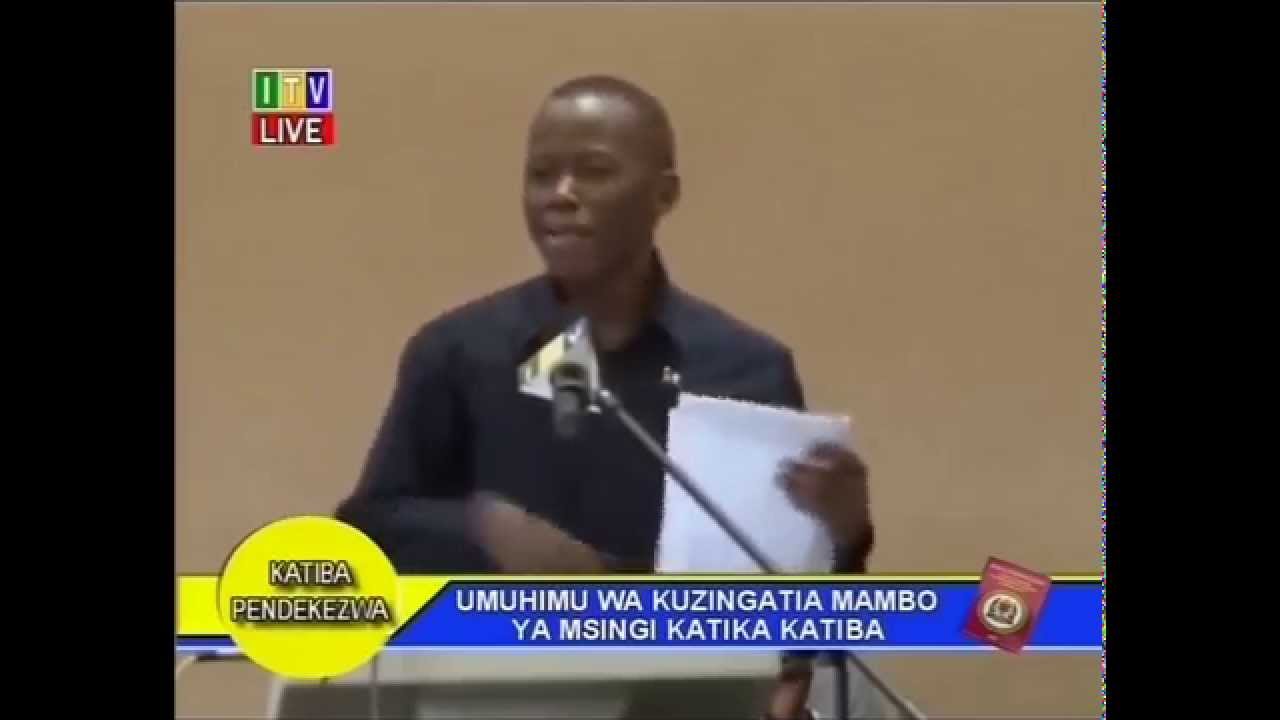 Alichosema Polepole katika Mdahalo wa Katiba Mlimani-City
