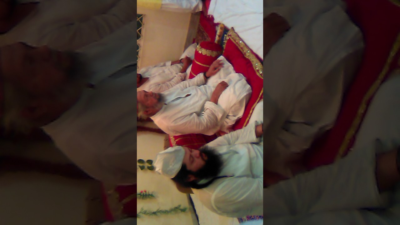 Sarkar Hasni Miyan Niazi sb. at Allahabad