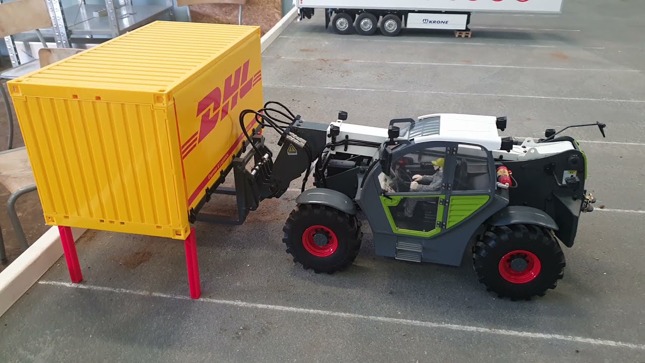 RC Hydraulic Telescope Loader 1/14  scale