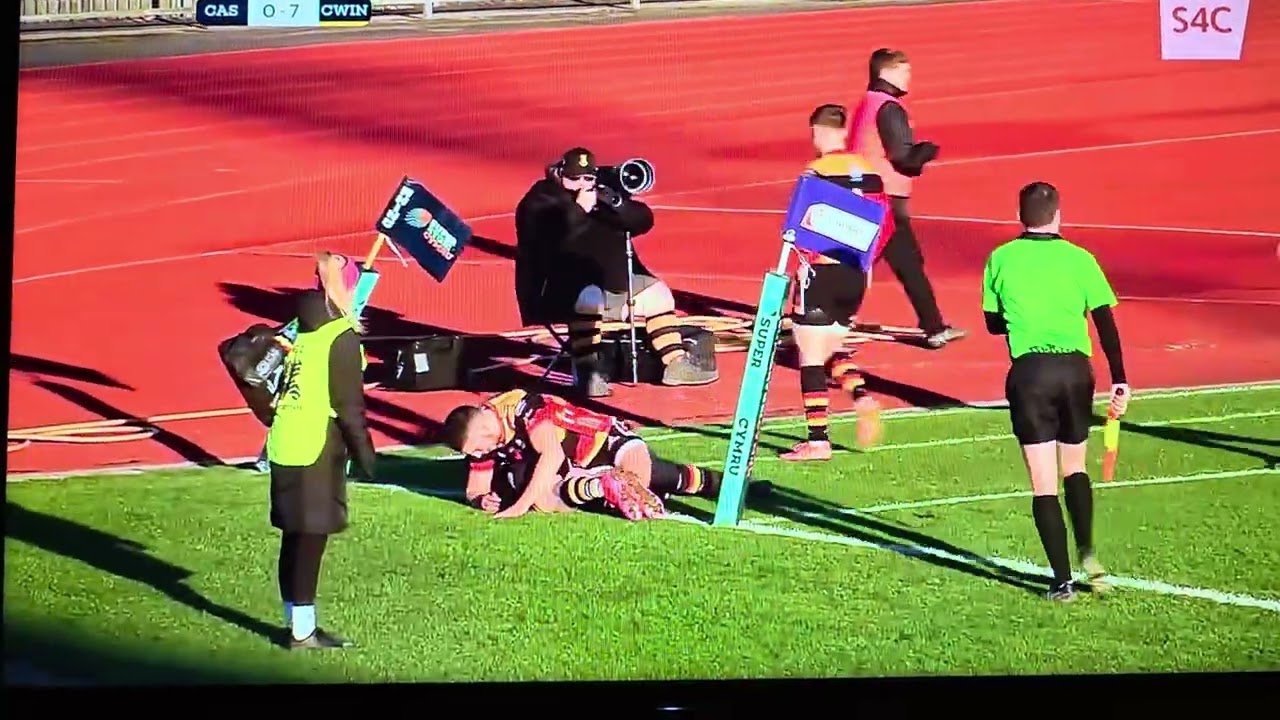 Newport v Carmarthen Quins 2025/26 