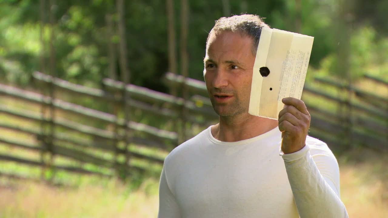 Paolo Roberto avslöjar vem Linnea Landström valt till storbonde - Farmen (TV4)