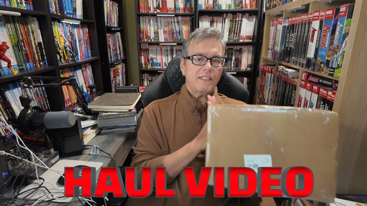 HUGE Comic Haul! Omnibuses, Rare Batman Paperbacks & a BIG Whale 🐳📦