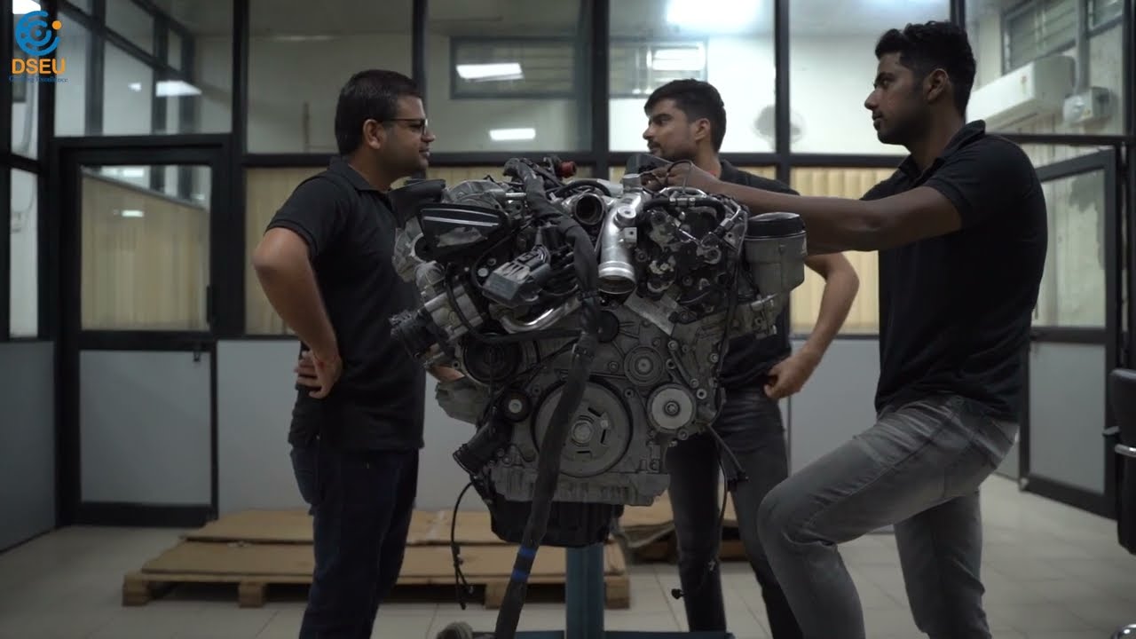 Advanced Diploma in Automotive Mechantronics at DSEU | In partnership with Mercedes