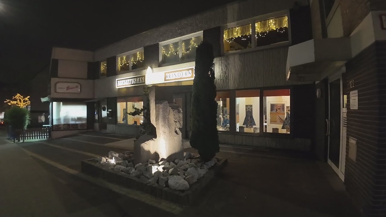 Nur ein Nachtspaziergang in M.Gladbach-Odenkirchen. | 4K UHD 60fps |