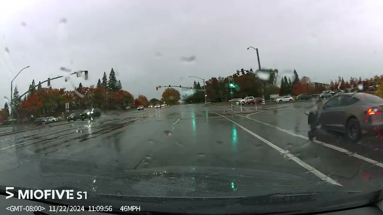 MIOFIVE S1 Ultra Dash Camera - Front Camera 4K 30fps - Rainy Day Footage