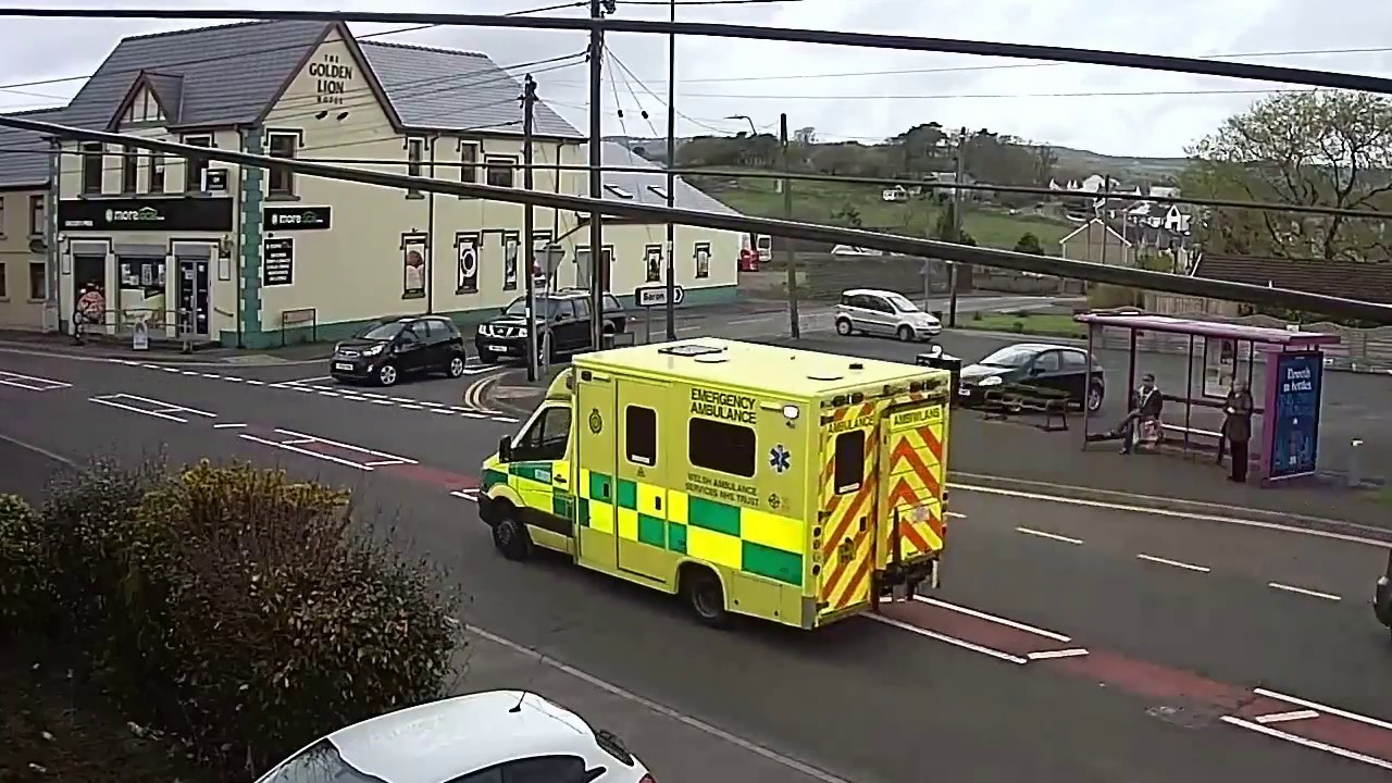 Live webcam - Ammanford, Wales UK LIVE