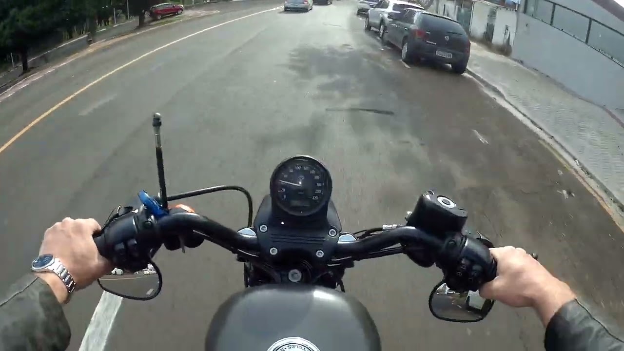 Troquei a Meteor por uma Iron 883