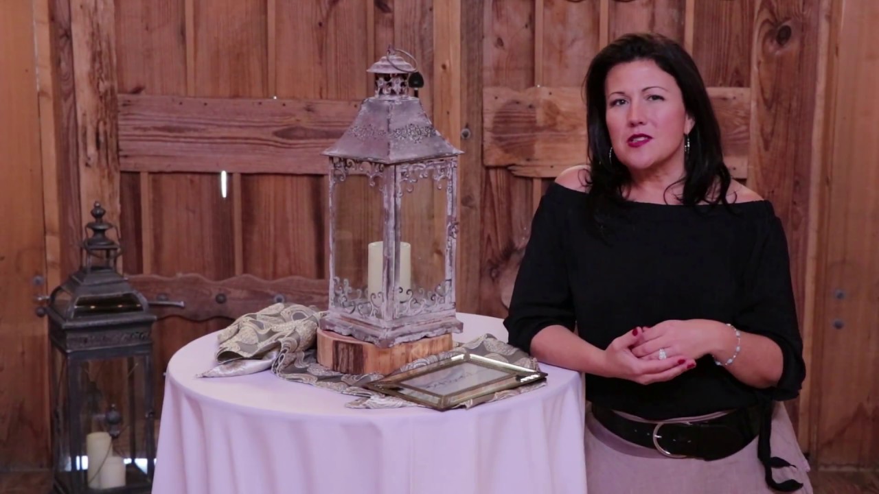Majestic Oaks | Wedding Series | Elegant Wedding in a Rustic Venue