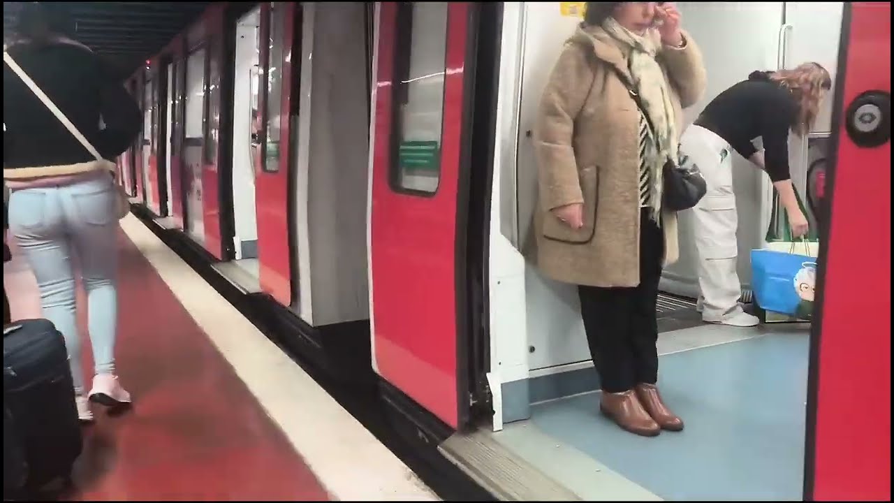 Metro Barcelona L1 Serie 8073 Trayecto de Plaça de Sants a Torrassa 