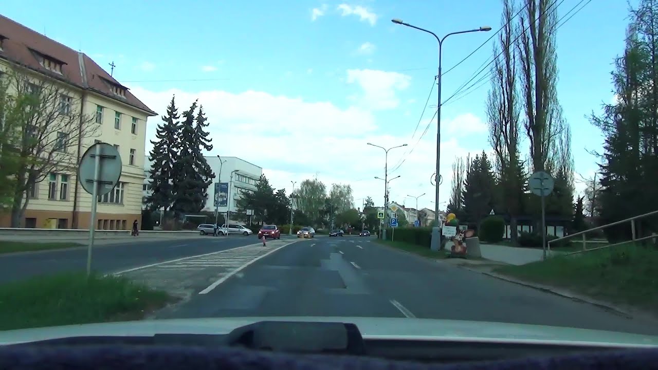 Lučenec cez pandémiu SARS-CoV-2 spoza volantu auta.