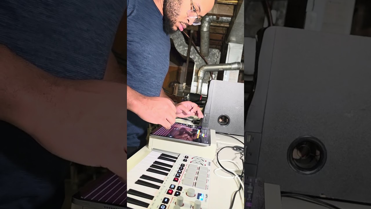 #new #newbeat #beat #beats #logicpro #logic on #ipad #ipadpro #akai #akaimpk #akaimpkmini #4