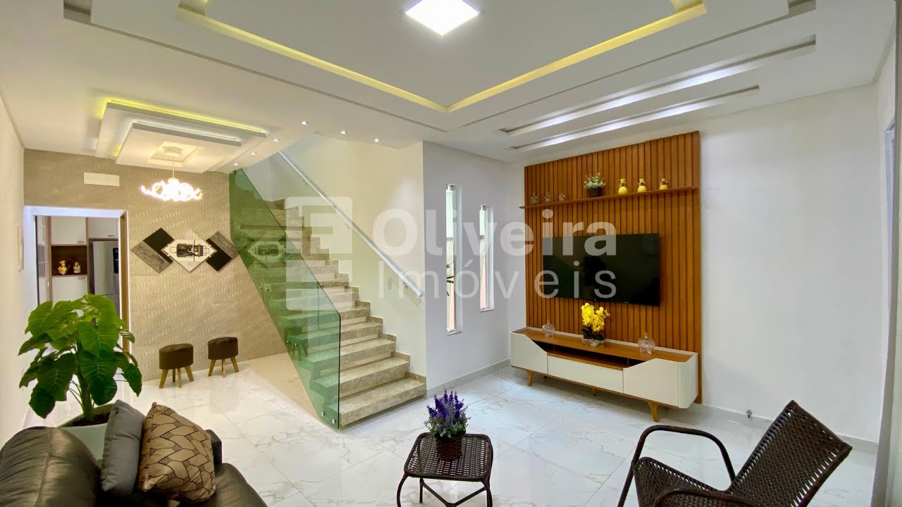 CASA NA PRAIA GRANDE - CAIÇARA - 120M2 - 2 SUÍTES E 2 VAGAS - R$750.000,00