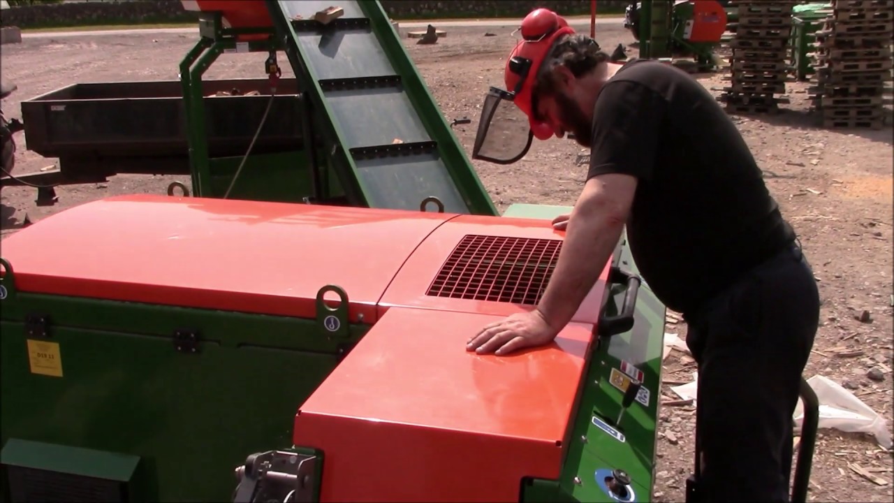 POSCH AutoLogger 420: Automatic splitter producing logs and kindling