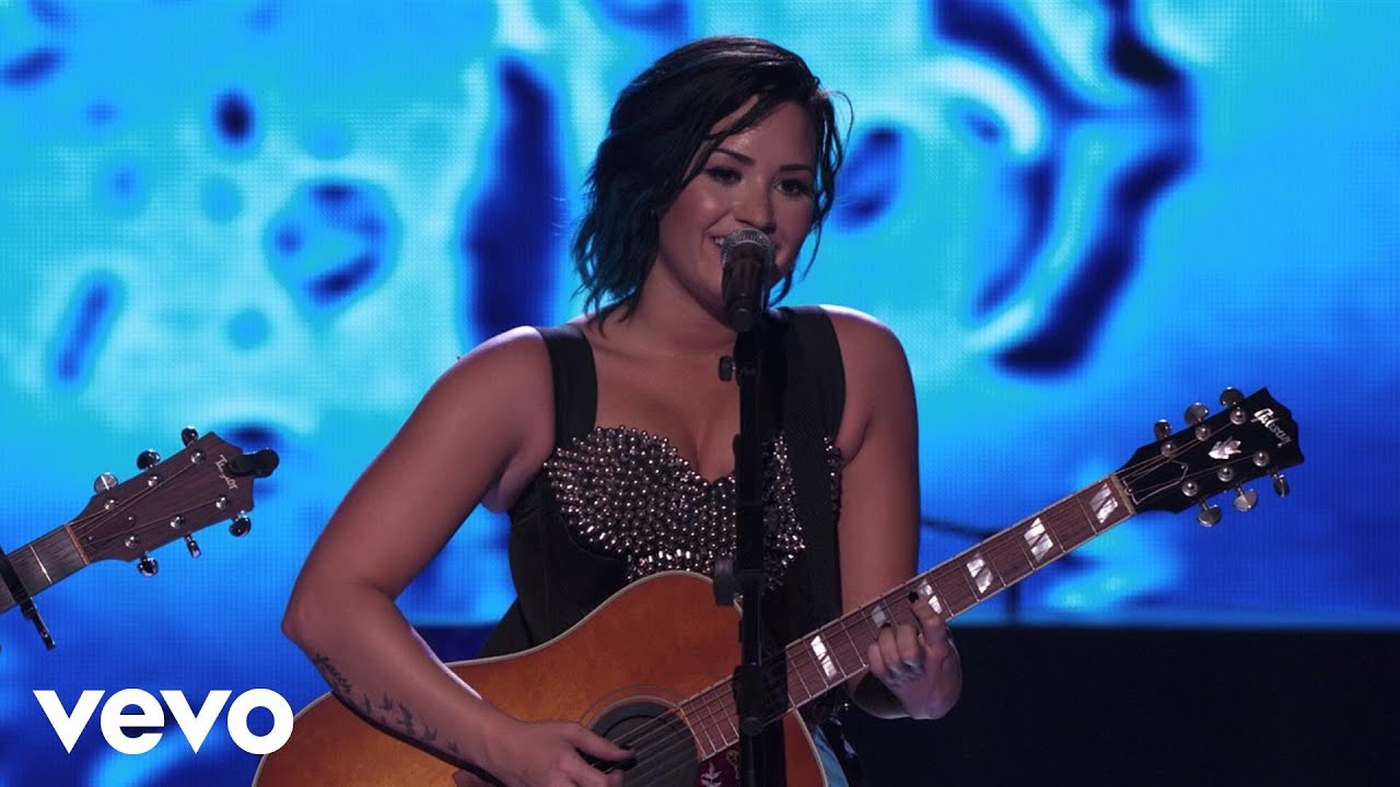 Demi Lovato - Don't Forget / Catch Me (Acoustic Medley) (Vevo Certified SuperFanFest)