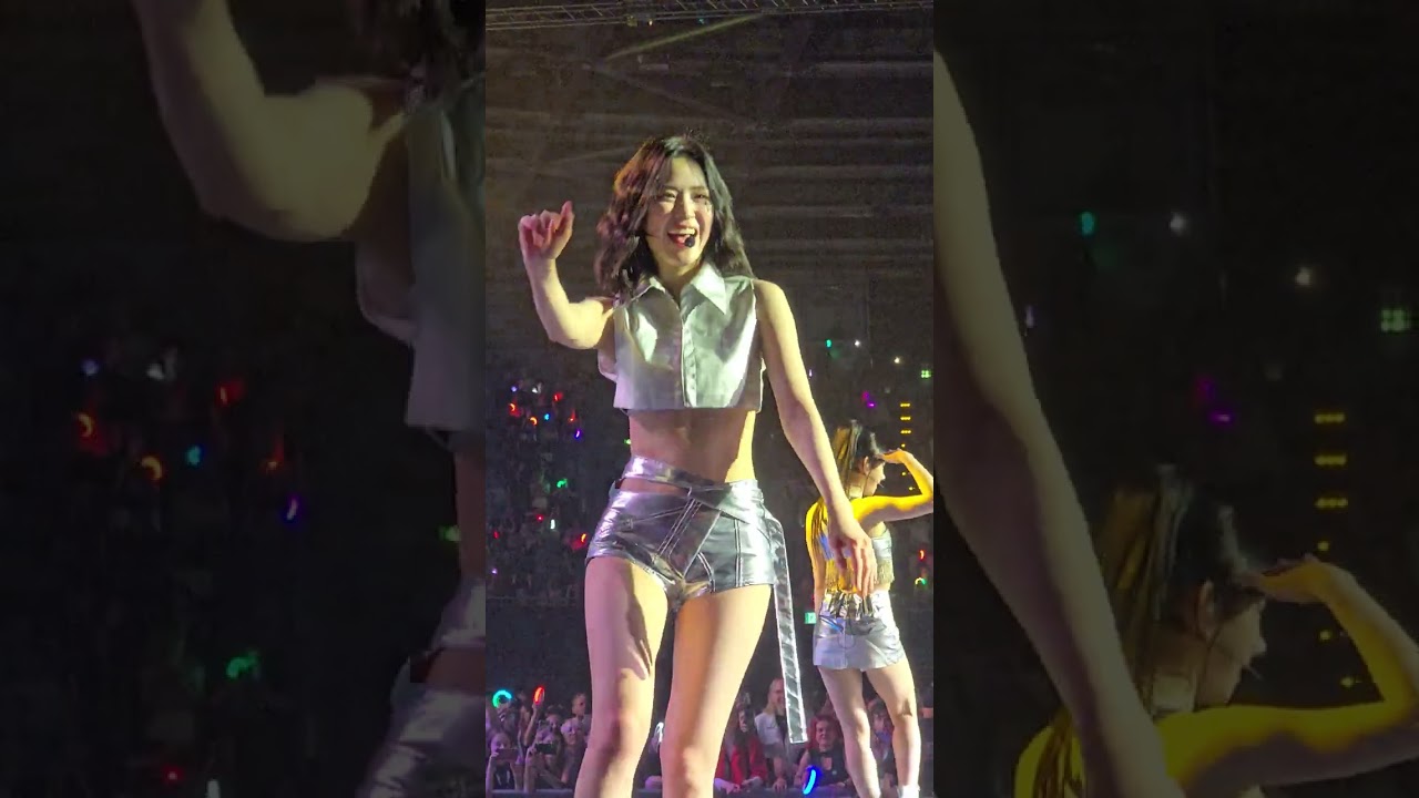 240428 있지 유나 예지 직캠 'SNEAKERS' (ITZY YUNA / YEJI Fancam) 4K @ BORN TO BE Concert Berlin