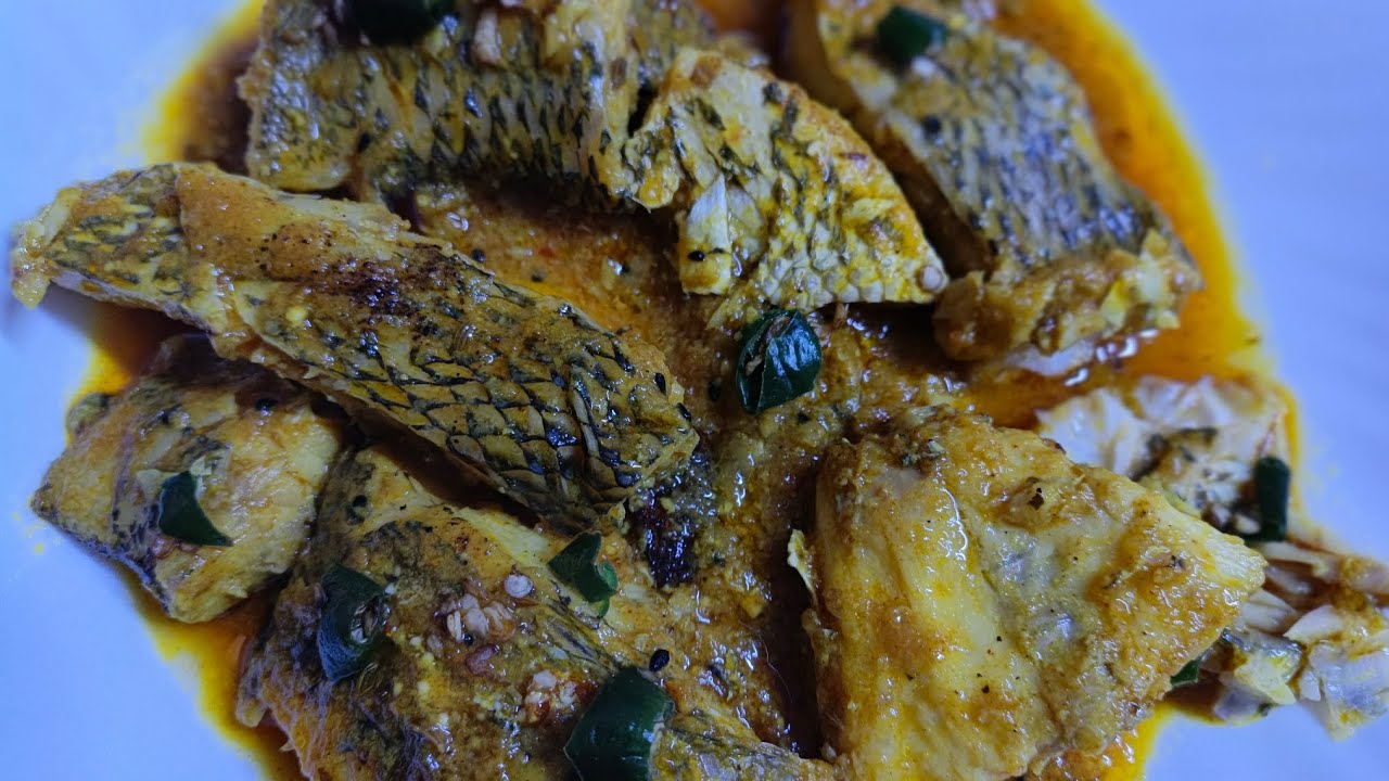 Fish Curry😋#explore#recipe#youtube#easy#trending#viral