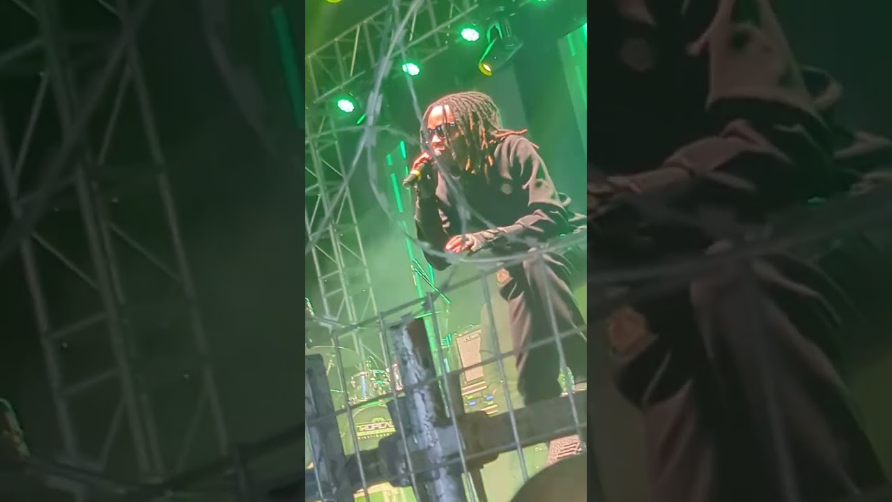 Mabhanditi  Seh Calaz at Odyssey Kadoma fest