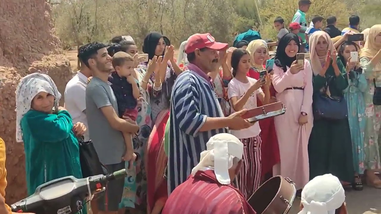 تقاليد اقليم قلعه السراغنه.