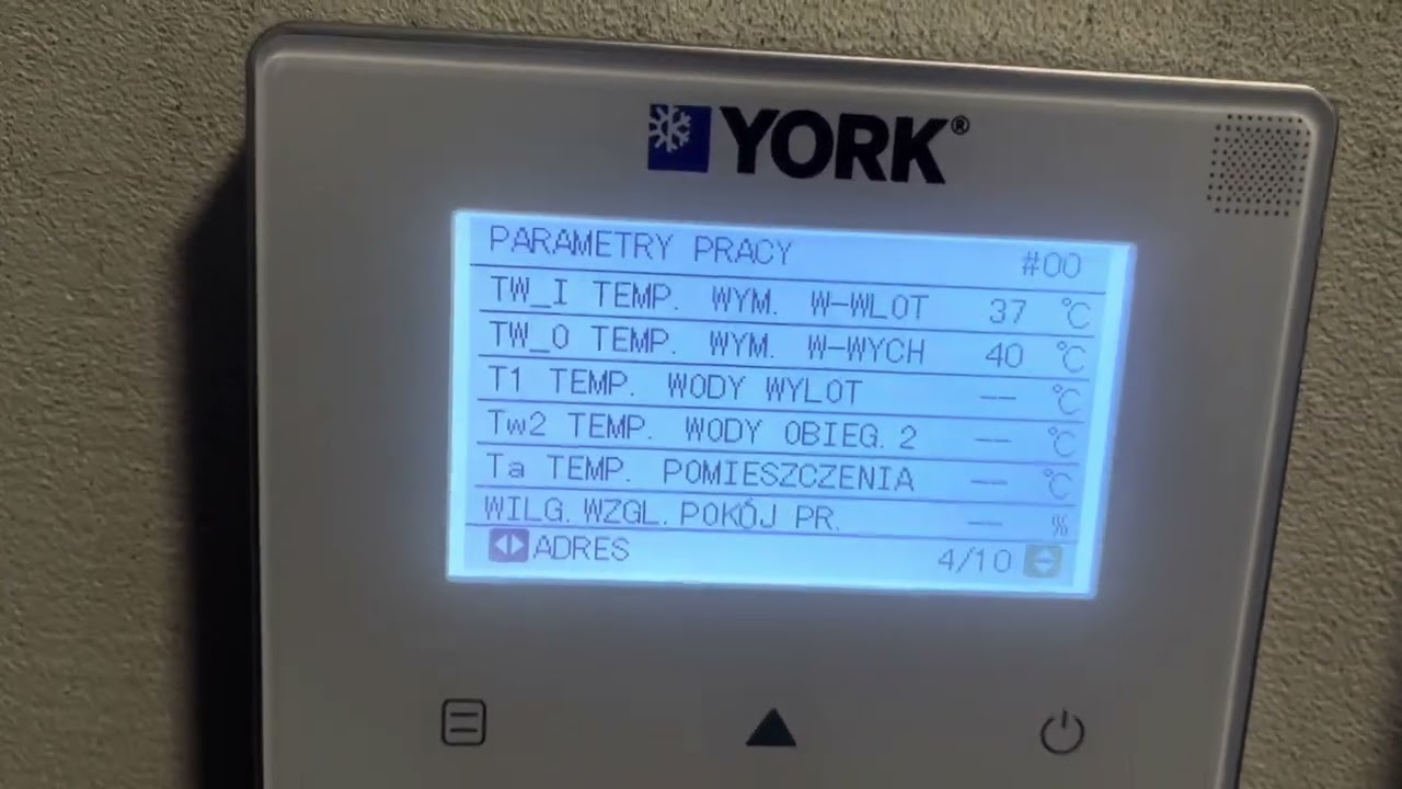 Pompa ciepła monoblok 7 KW  york kontra 16 KW split LG 
