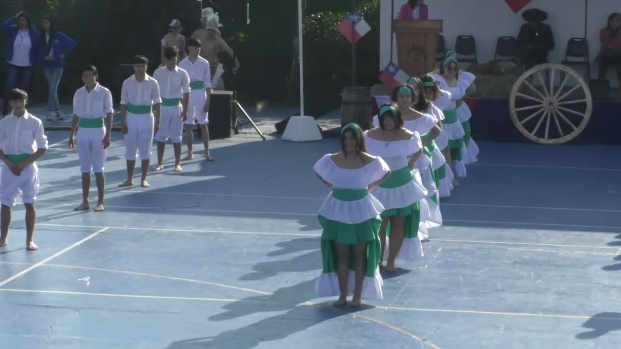 Colegio San Andres de Colina Baile Peña 2° Año Medio B