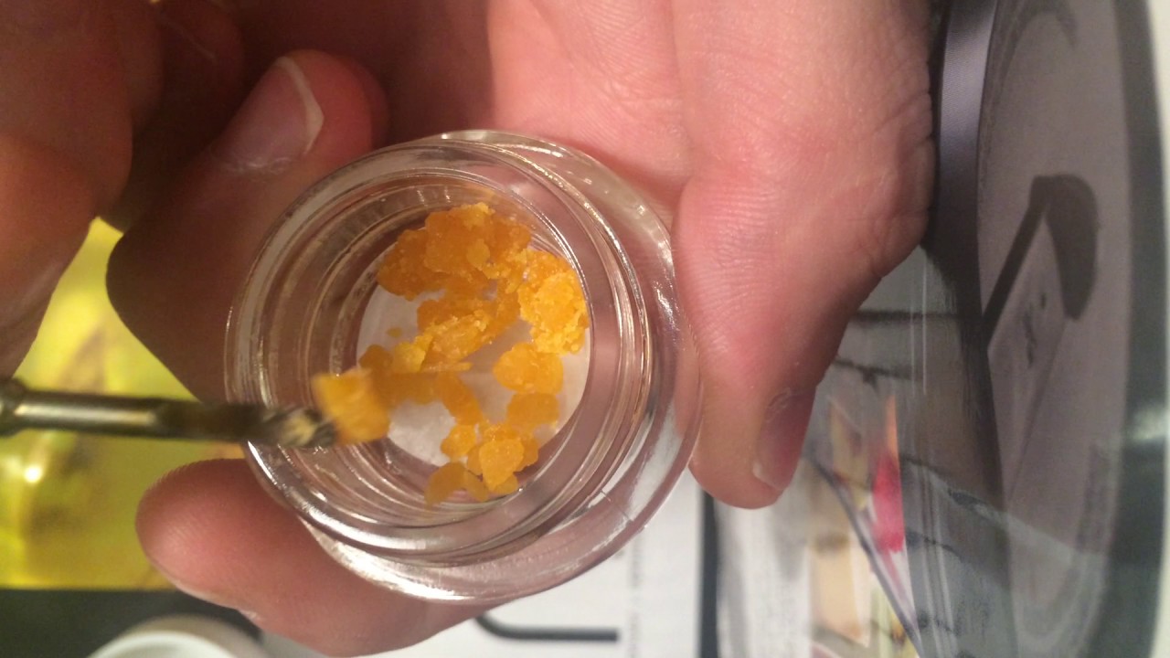 !!!Reckless Recycler Water Bong Review!!! BubbleBerry ( Sugar Wax) :):)