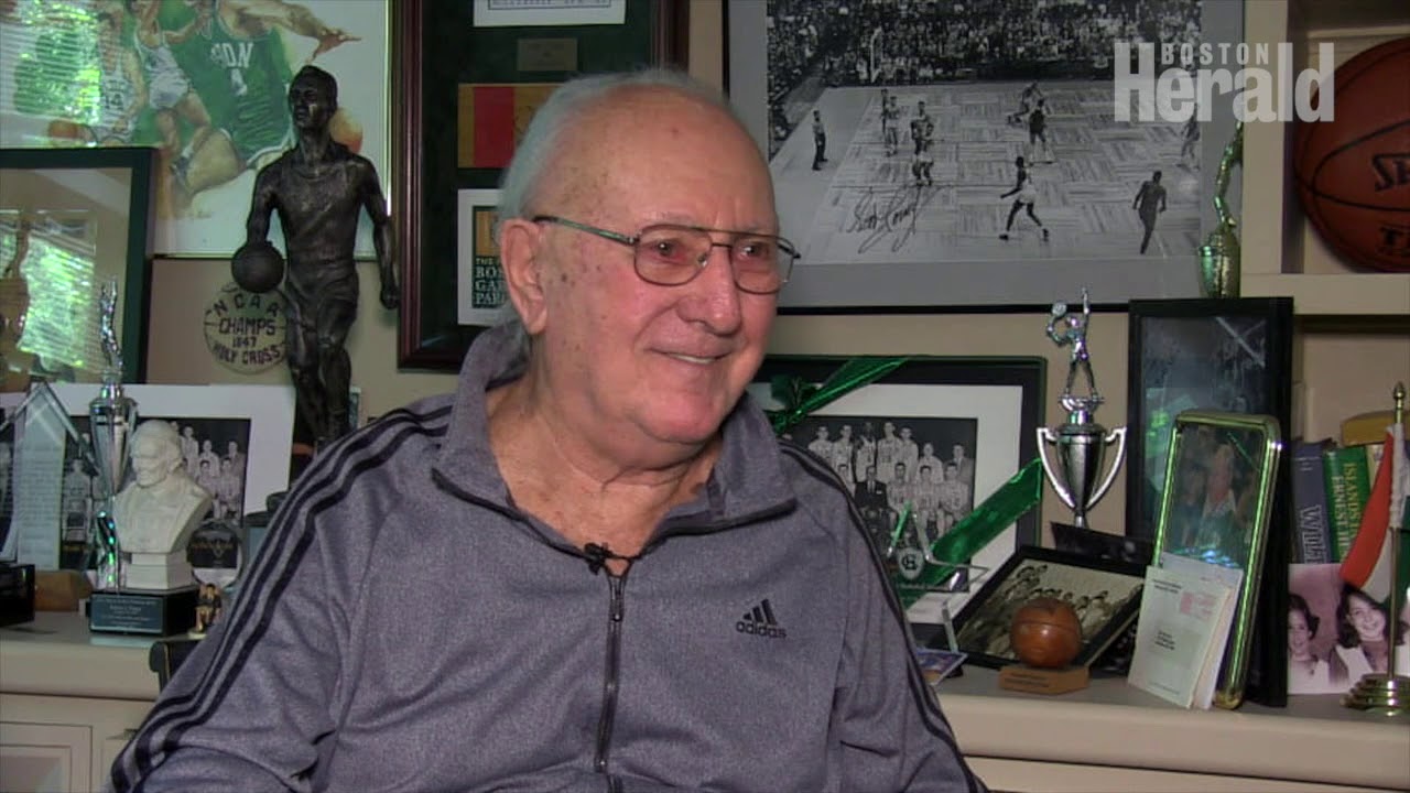 Bob Cousy shares hilarious Nick Nolte story from 'Blue Chips'
