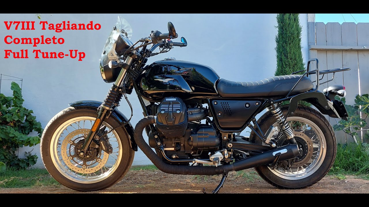 Moto Guzzi V7III Tagliando Completo / Full Service Tune Up Tutorial