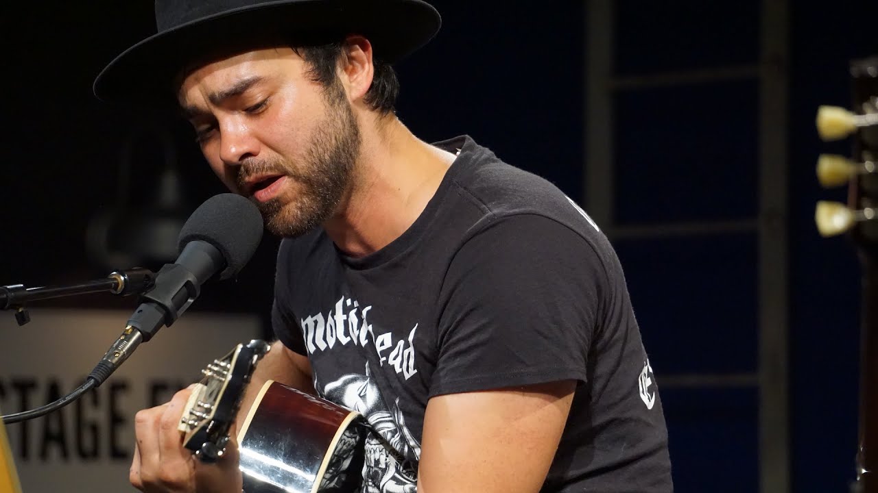 Shakey Graves - 'Climb On The Cross' | The Bridge 909 in Studio