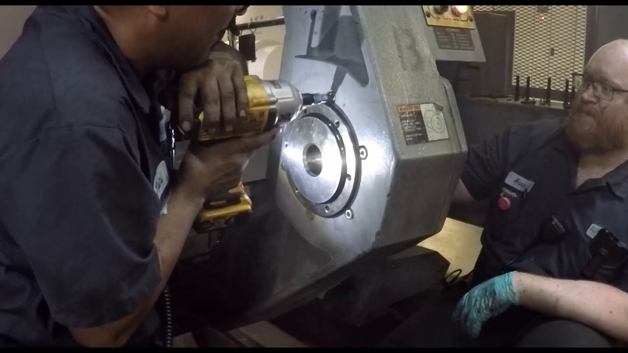 Press Maintenance - Replacing A Reelstand Bearing