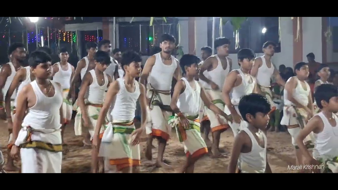 മുള്ളിക്കുളങ്ങര ദേവീക്ഷേത്രത്തിലെ യുവജനസമിതി.നവാഹയജ്ഞം5ദിനംകുത്തിയോട്ടച്ചുവടുംപാട്ടുo 5