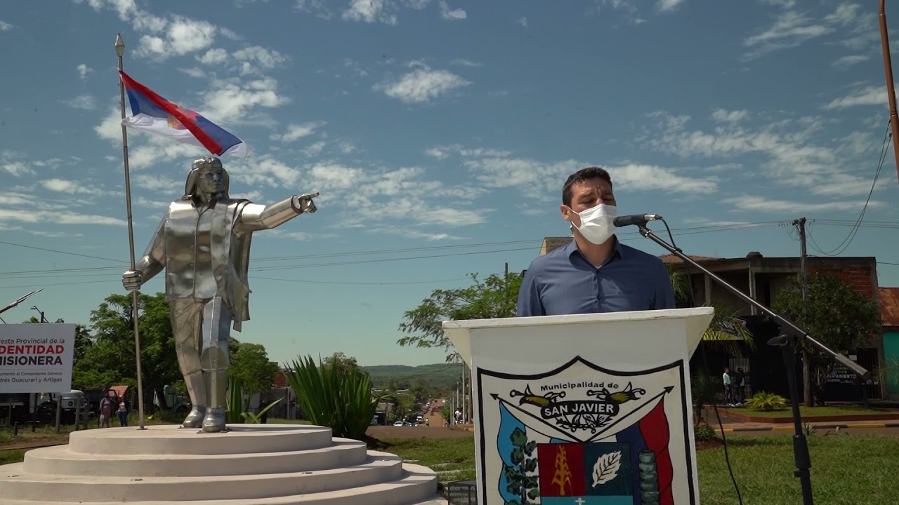Inauguraci&oacute;n del monumento de Andresito Guacurar&iacute; en San Javier