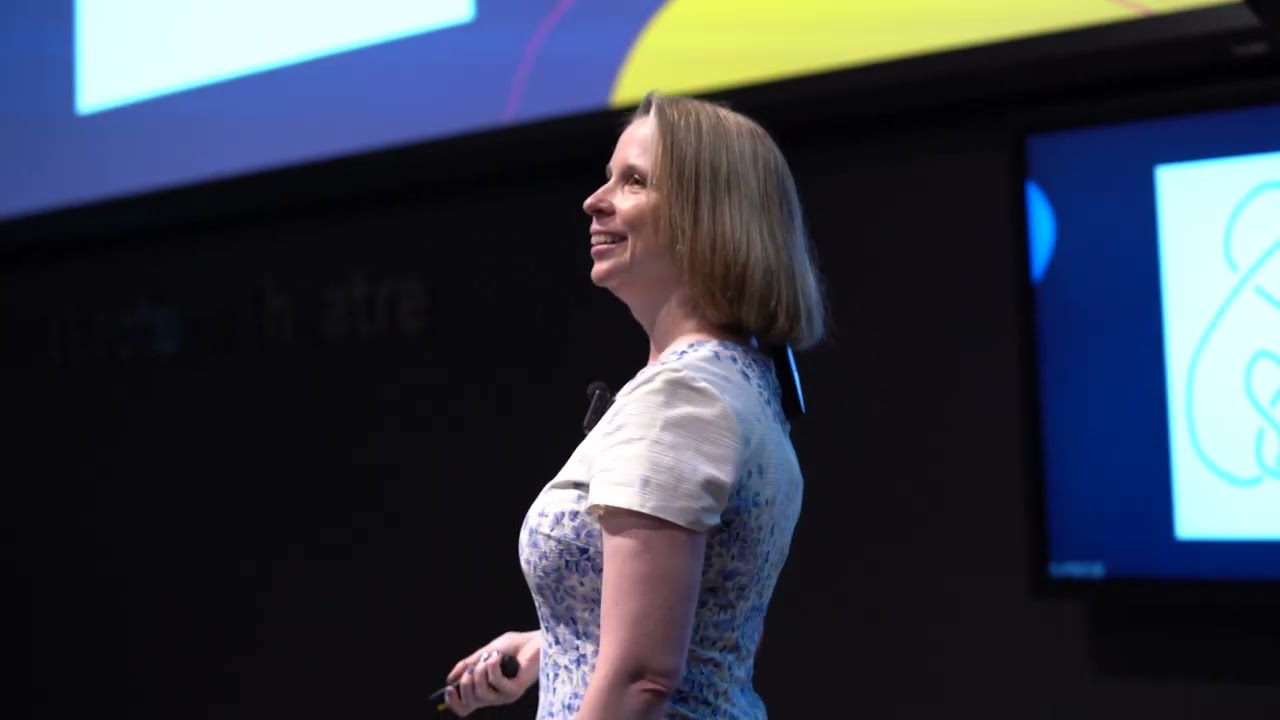 'Knots, graphs and algebra: a story of surprises' Public Lecture by Zsuzsanna Dancso
