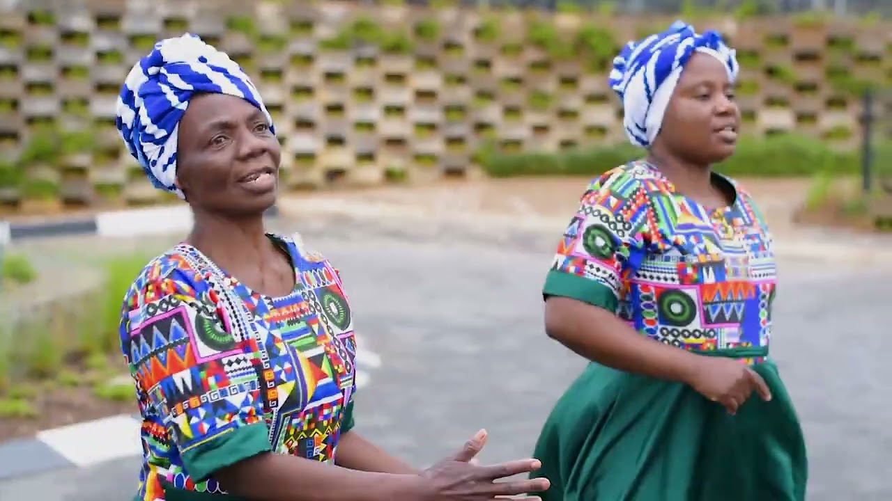 ANGLICAN WOMEN'S CHOIR KATLEHONG (RSA)   NDINE NJIRA YOWALA.
