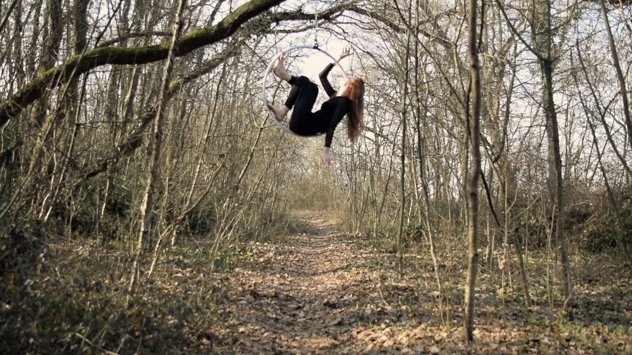 aerial hoop nature - enjoy the silence