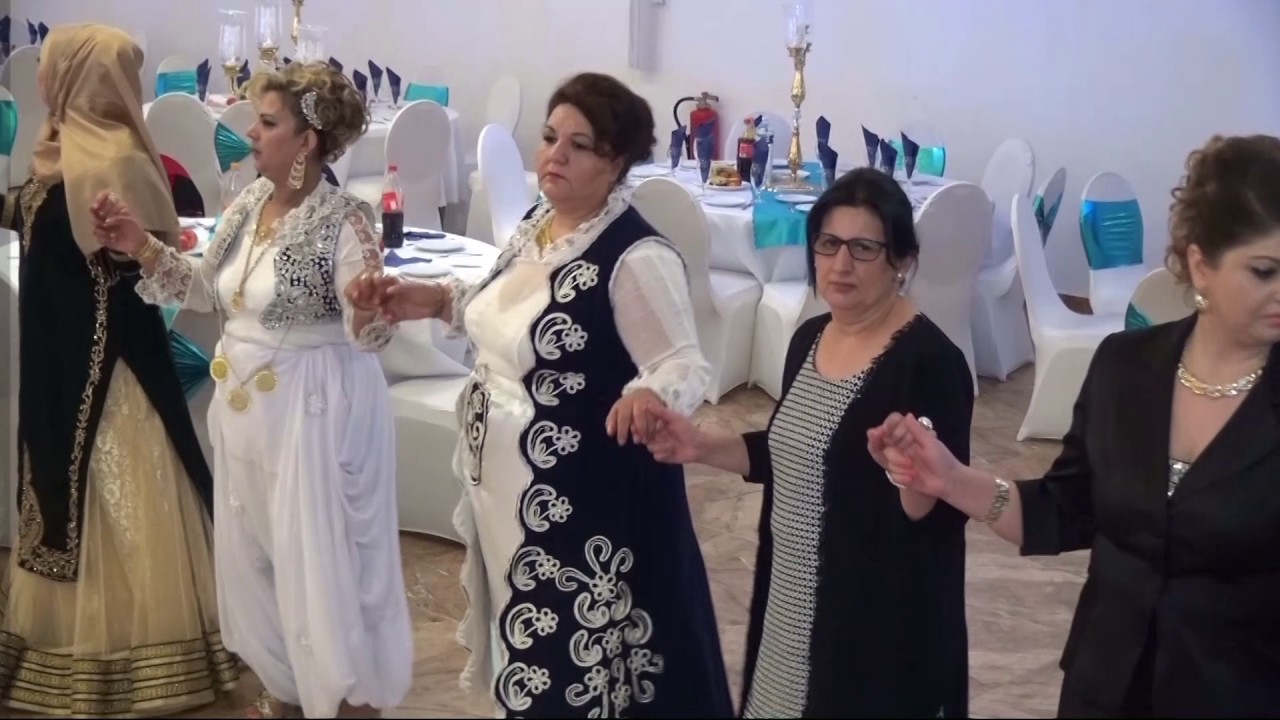 2 - Synetija te Arben Jakupi - 8.04.2017| Arben Arusha, Xheta & Nazmija| Studio Fina (FULL HD)