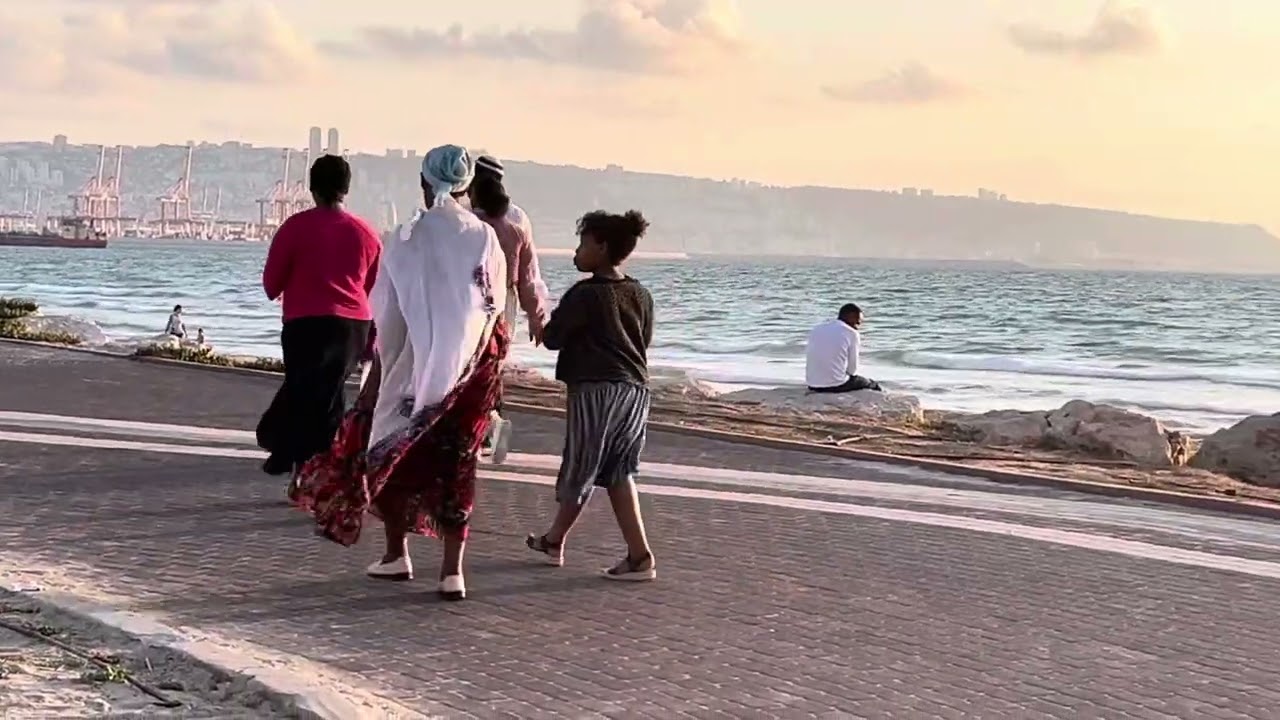 BEAUTIFUL MERMAID BEACH IN KIRIYAT YAM (ISRAEL)