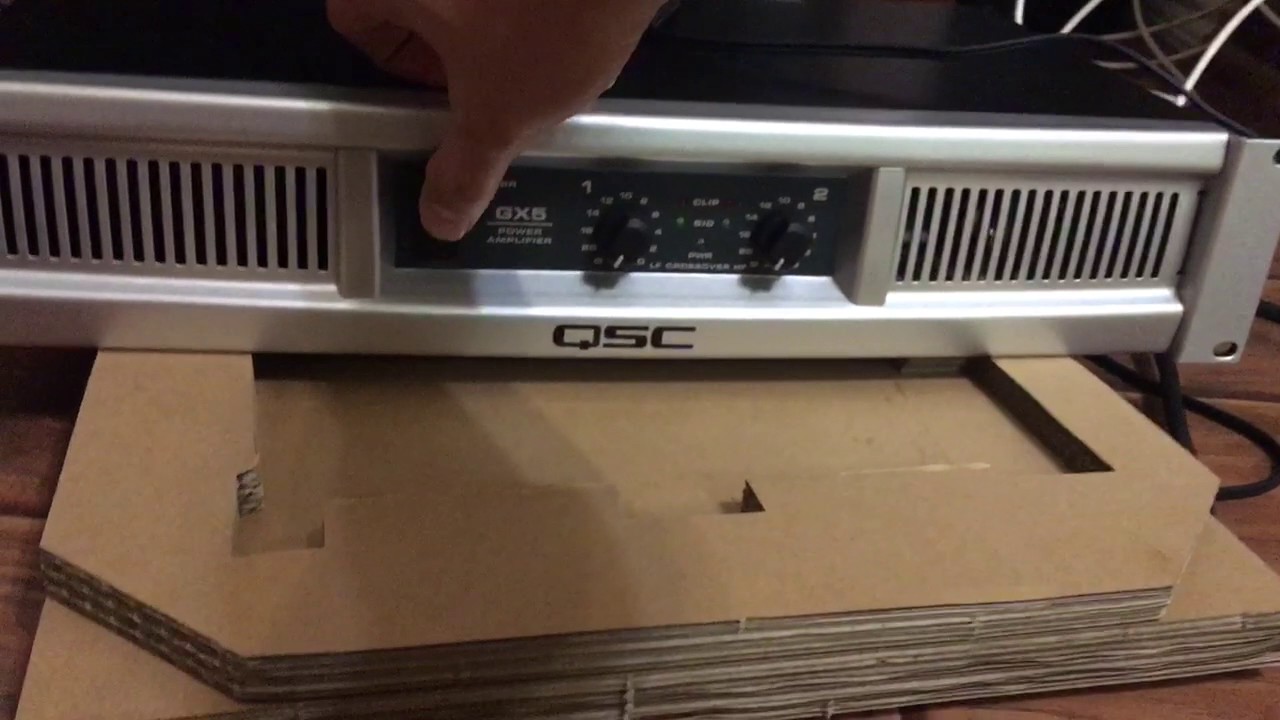 Amplier QSC GX5
