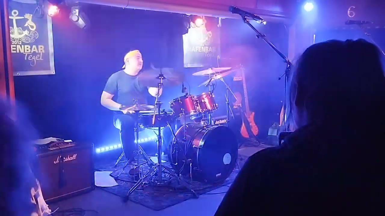 Felix Lehrmann - Drum-Solo - 10.11.2024 - Berlin - Hafenbar Tegel