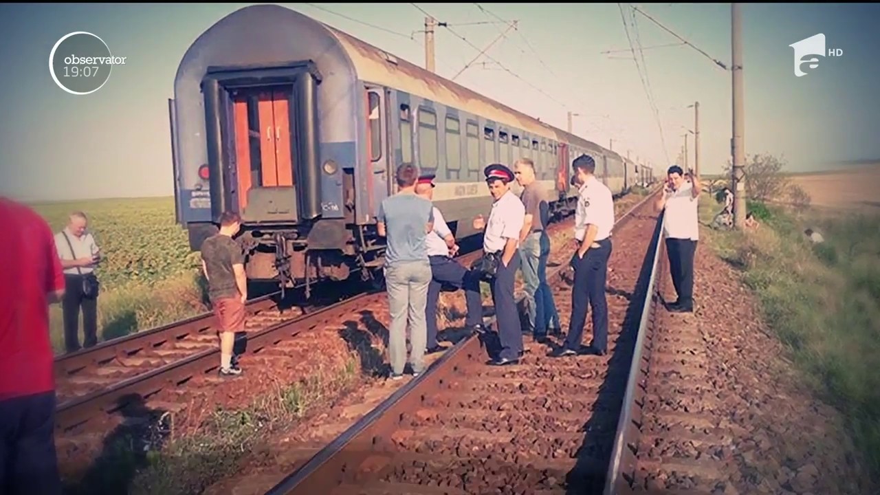 300 de oameni s-au trezit în câmp, după ce vagoanele unui tren s-au desprins de locomotivă