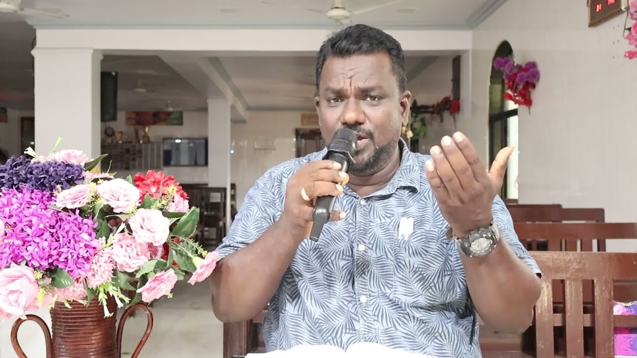 என் மீட்பர் | Old Christian Tamil Songs |  Bro.Tamil Selvan |