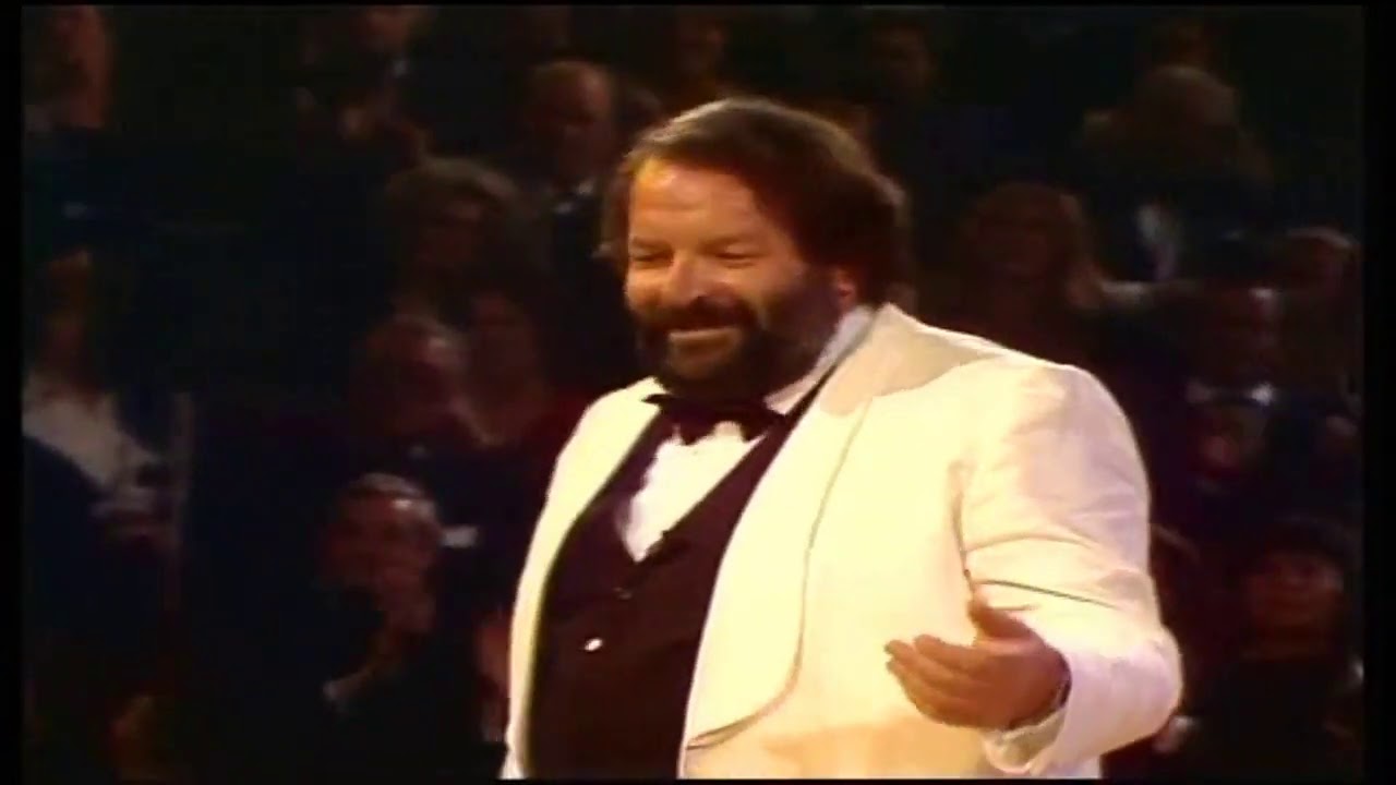Bud Spencer con gli elefanti del Circo Krone allo show Stars in der Manege 1978