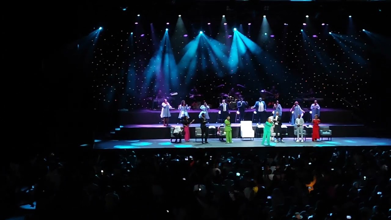 Spirit of Praise 8 - Live in Cape Town, Grand West Arena