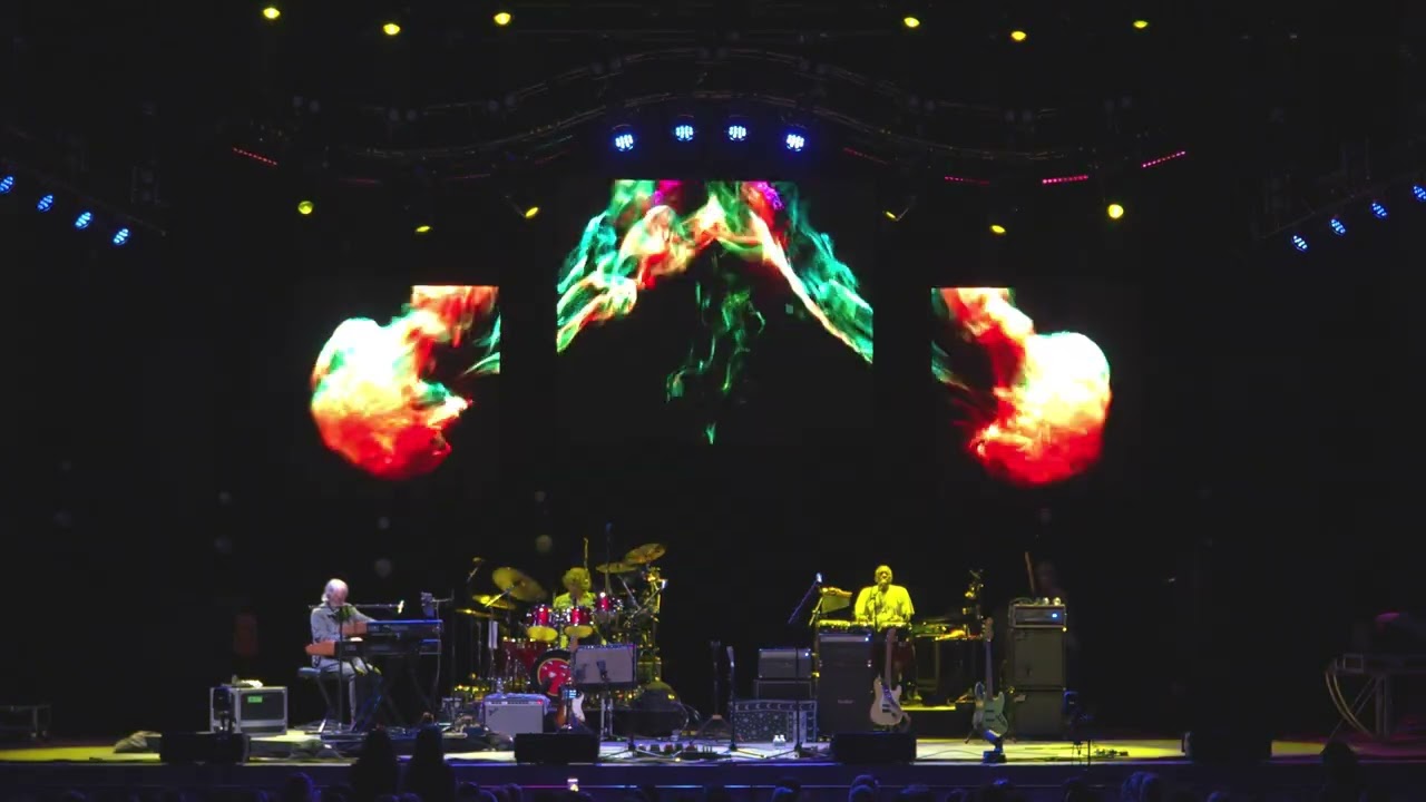 Little Feat — «Dixie Chicken» 15.10.25 — FirstBank Amp. — Франклин, Теннесси