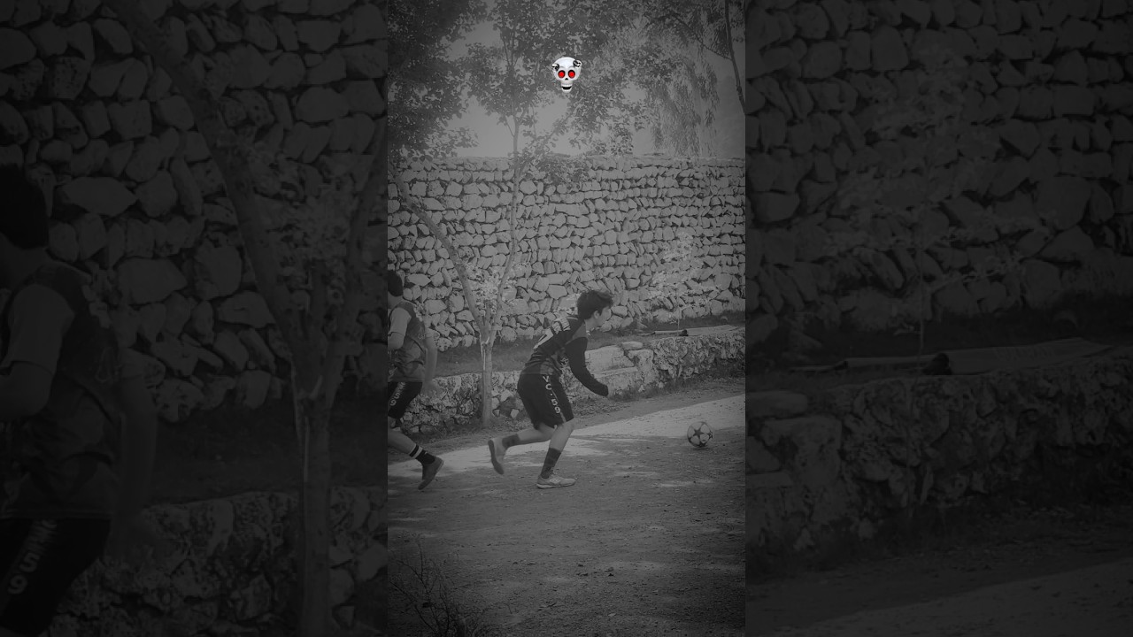 football fast incredible skill 💀#footballedits #footballskills #tutorial #soccer #skills #viralvideo