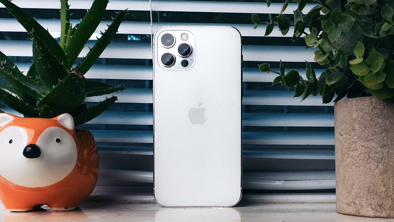 SWITCHING From Android to iPhone 4 Years Later! Do I REGRET It?