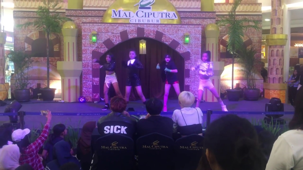 BLACKPINK - DDU-DU DDU-DU , 블랙핑크 - 뚜두뚜두  FOREVER YOUNG at Mal Ciputra Cibubur by Cupcake 29072018