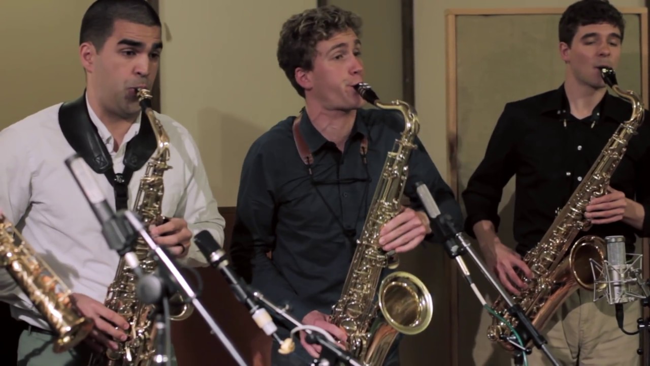 Bohemian Rhapsody - The Moanin' Frogs