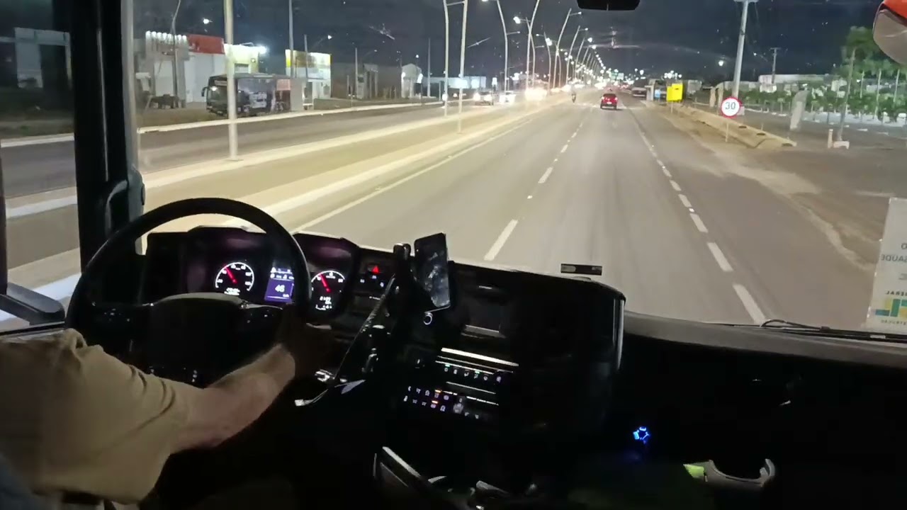 EP05/NOV/25 De Petrolína PE a Juazeiro BA. Saíndo do cliente pela Noite. 