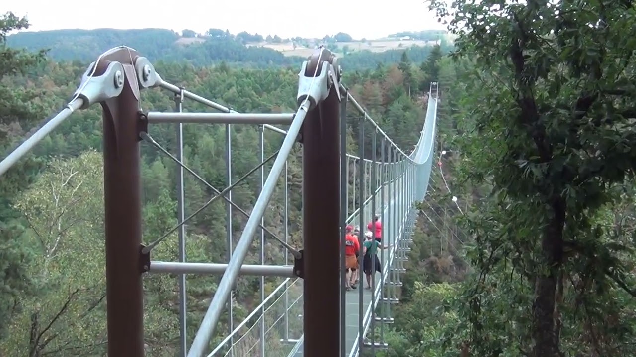 PASSERELLE HIMALAYENNE DE SAINT MAURICE DE LIGNON, 43200