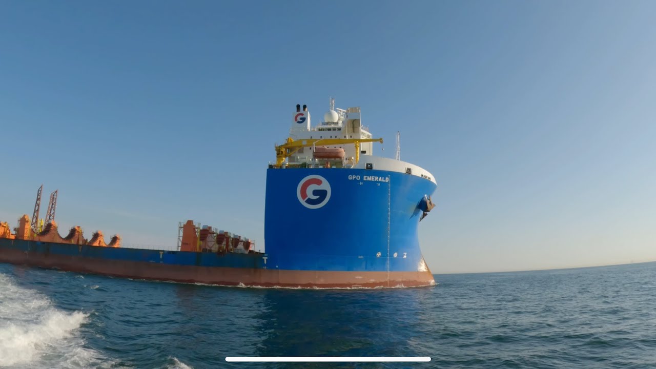 Giant offshore supplier gets a Dutch pilot.